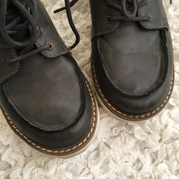 Boys Boots - Picture 2 of 7